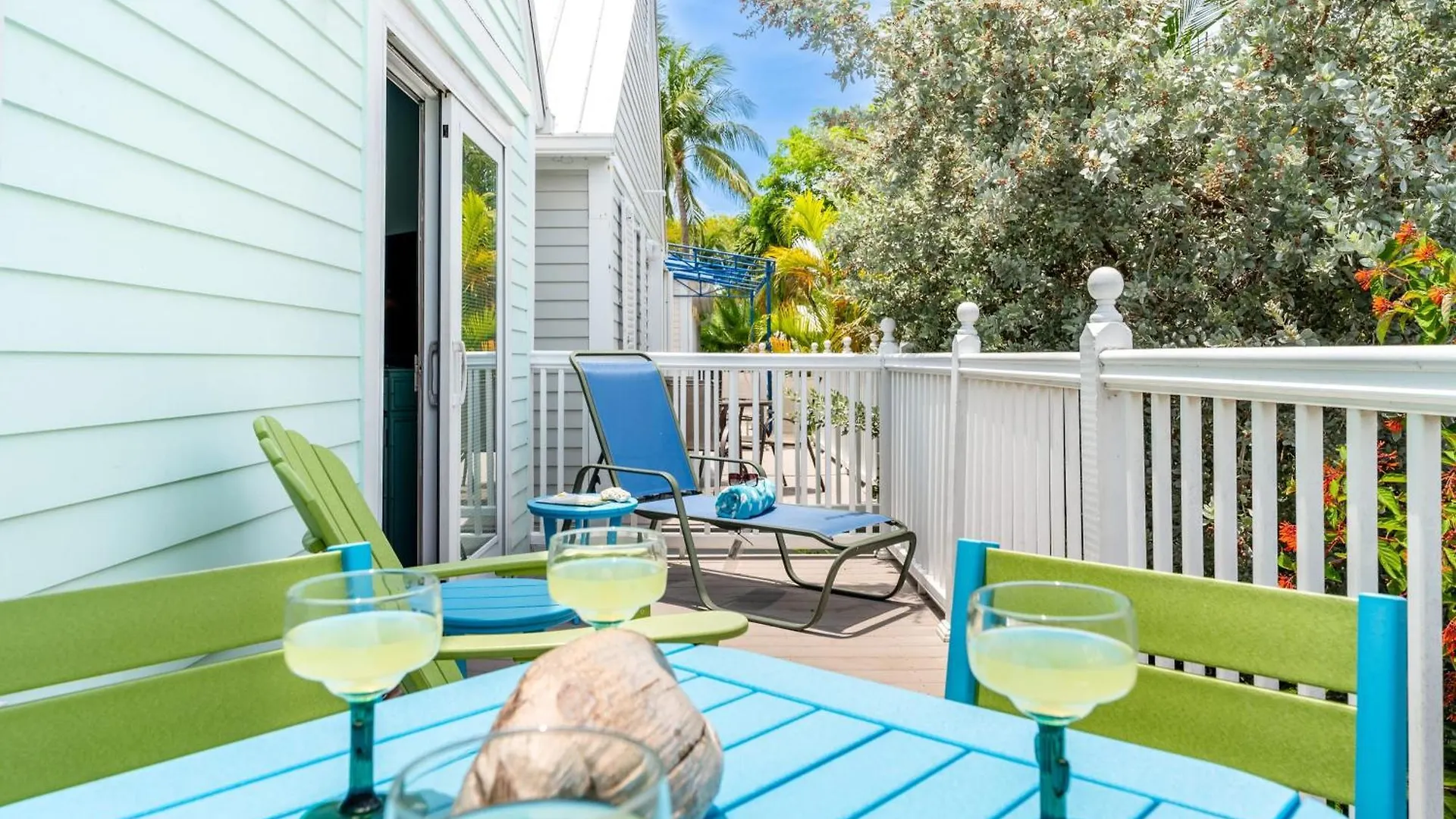 Holiday home A Siesta Bay By Avantstay Key West Walkable Gated Community Shared Pool Week Long Stays Only
