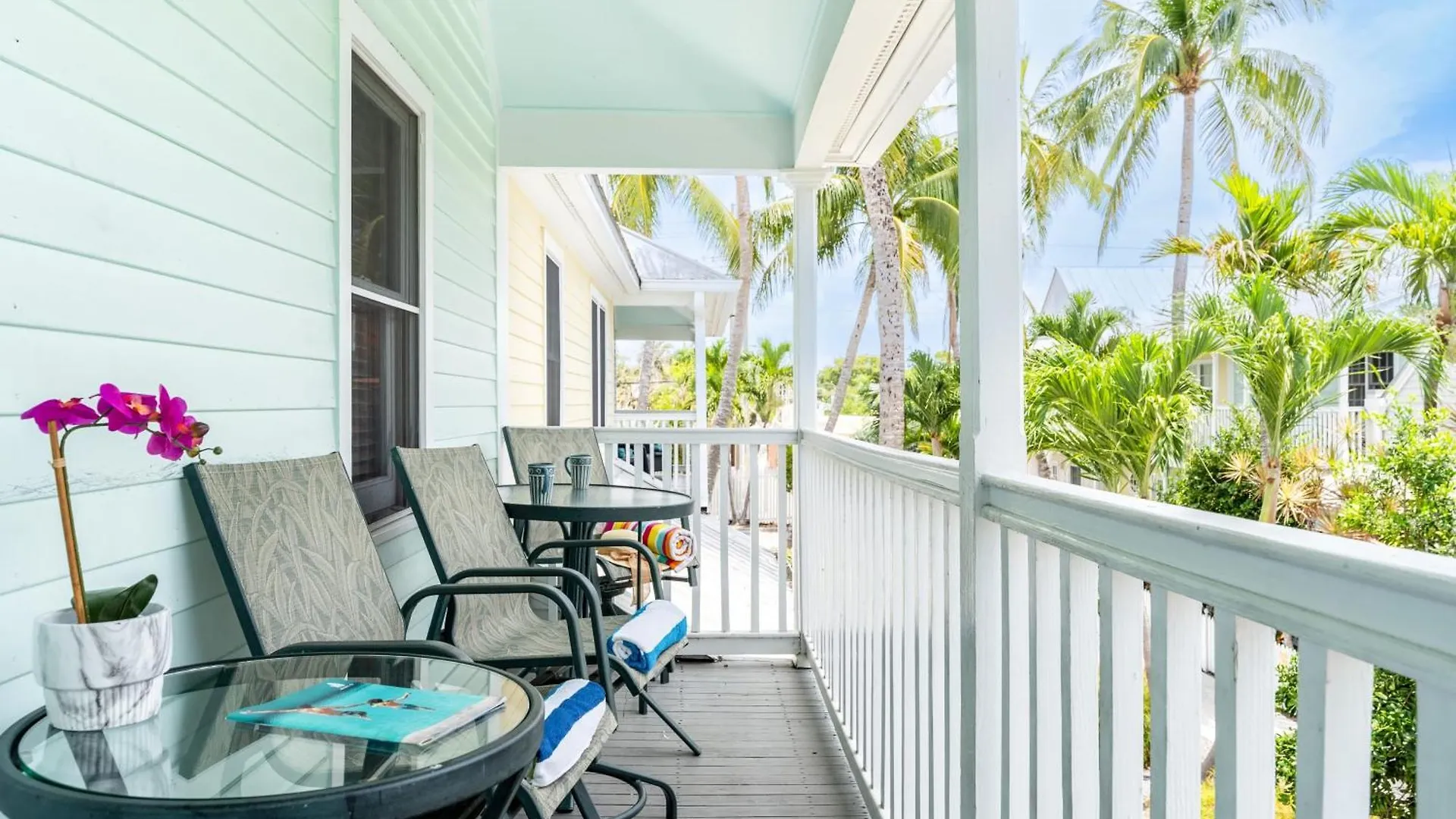 A Siesta Bay By Avantstay Key West Walkable Gated Community Shared Pool Week Long Stays Only